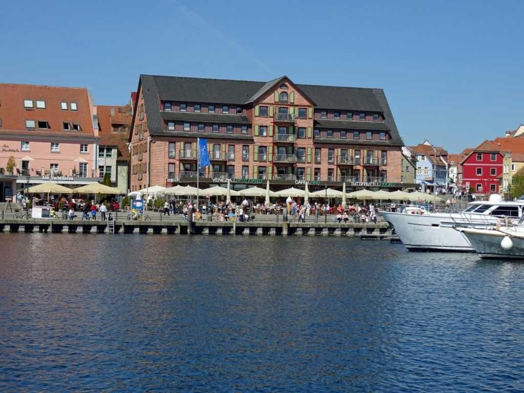 Ferienwohnung "An Der Waterkant" Objekt Id 12050-0 Варен Екстер'єр фото